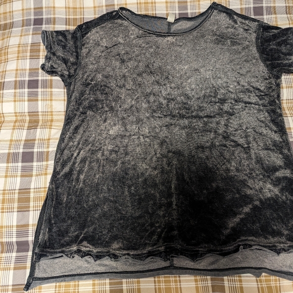 GreenTea Tops - 🩷 2 for $10 Green Tea top size L